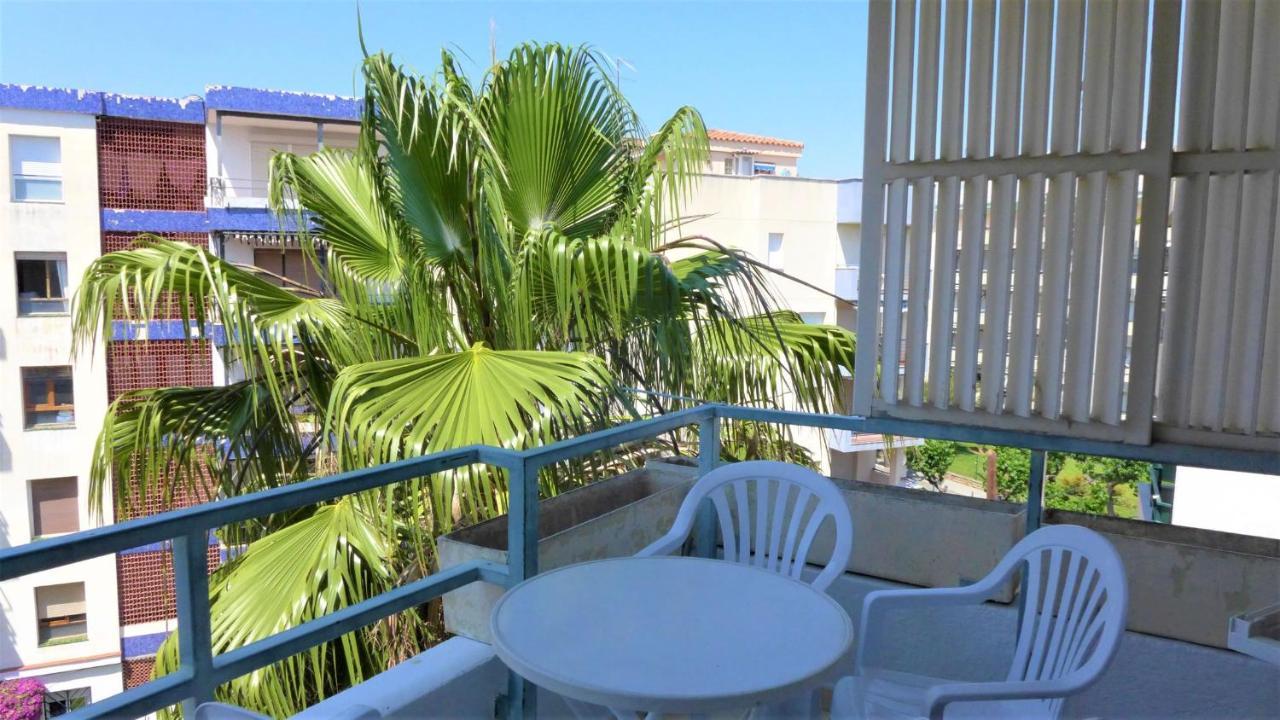 Apartamentos Colon 살루 외부 사진