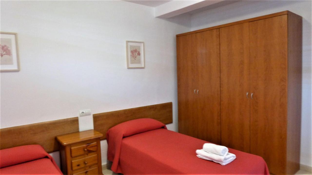Apartamentos Colon 살루 외부 사진
