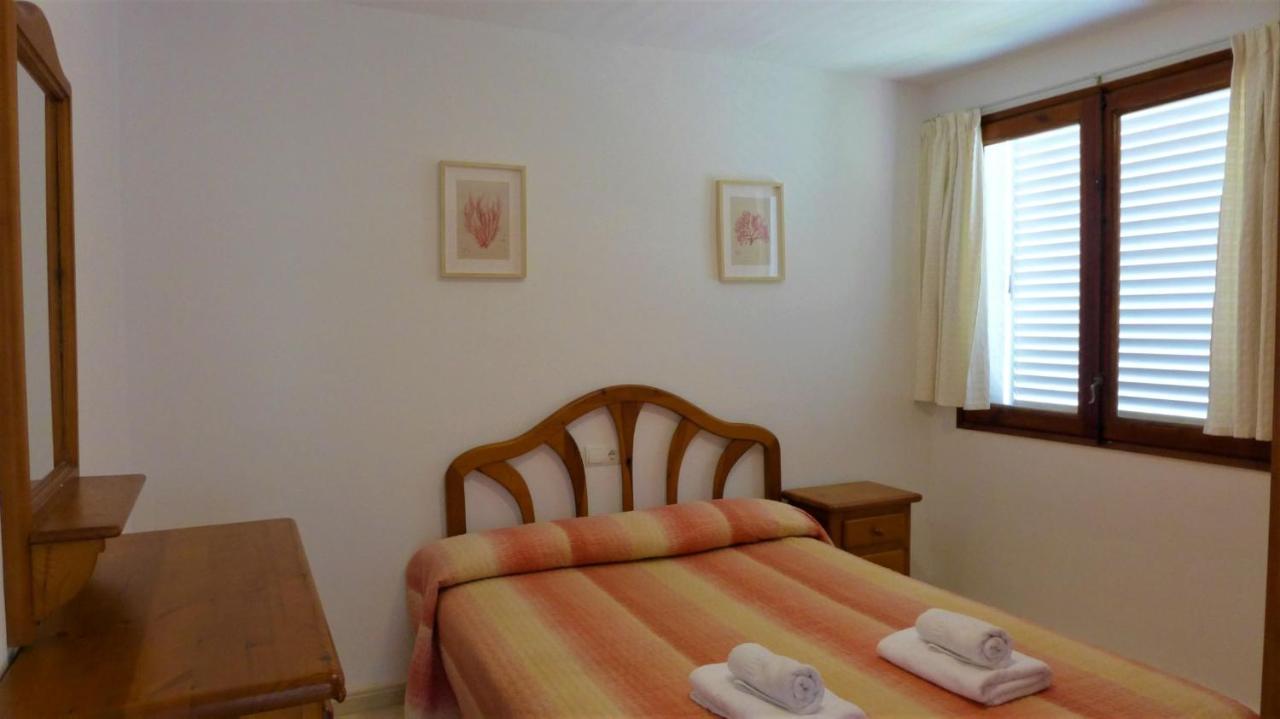 Apartamentos Colon 살루 외부 사진